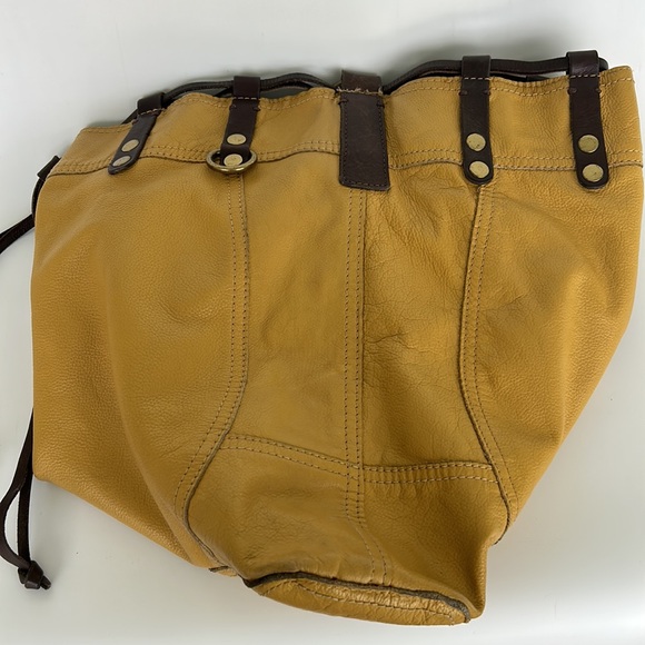 Lucky Brand Leather Drawstring Bucket Bag Hobo Purse - Picture 7 of 16